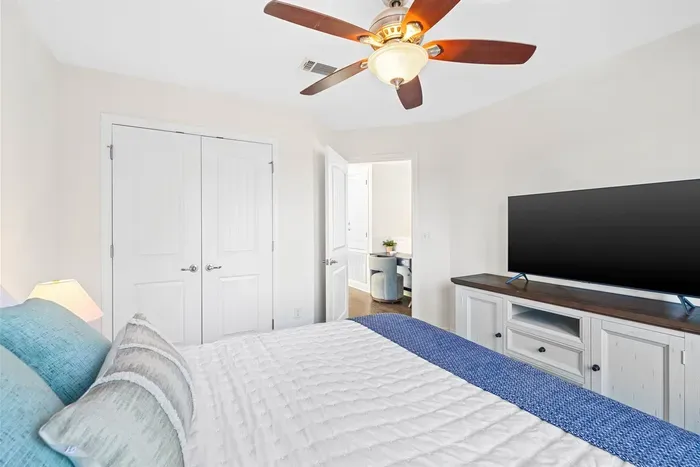 Guest bedroom queen bed