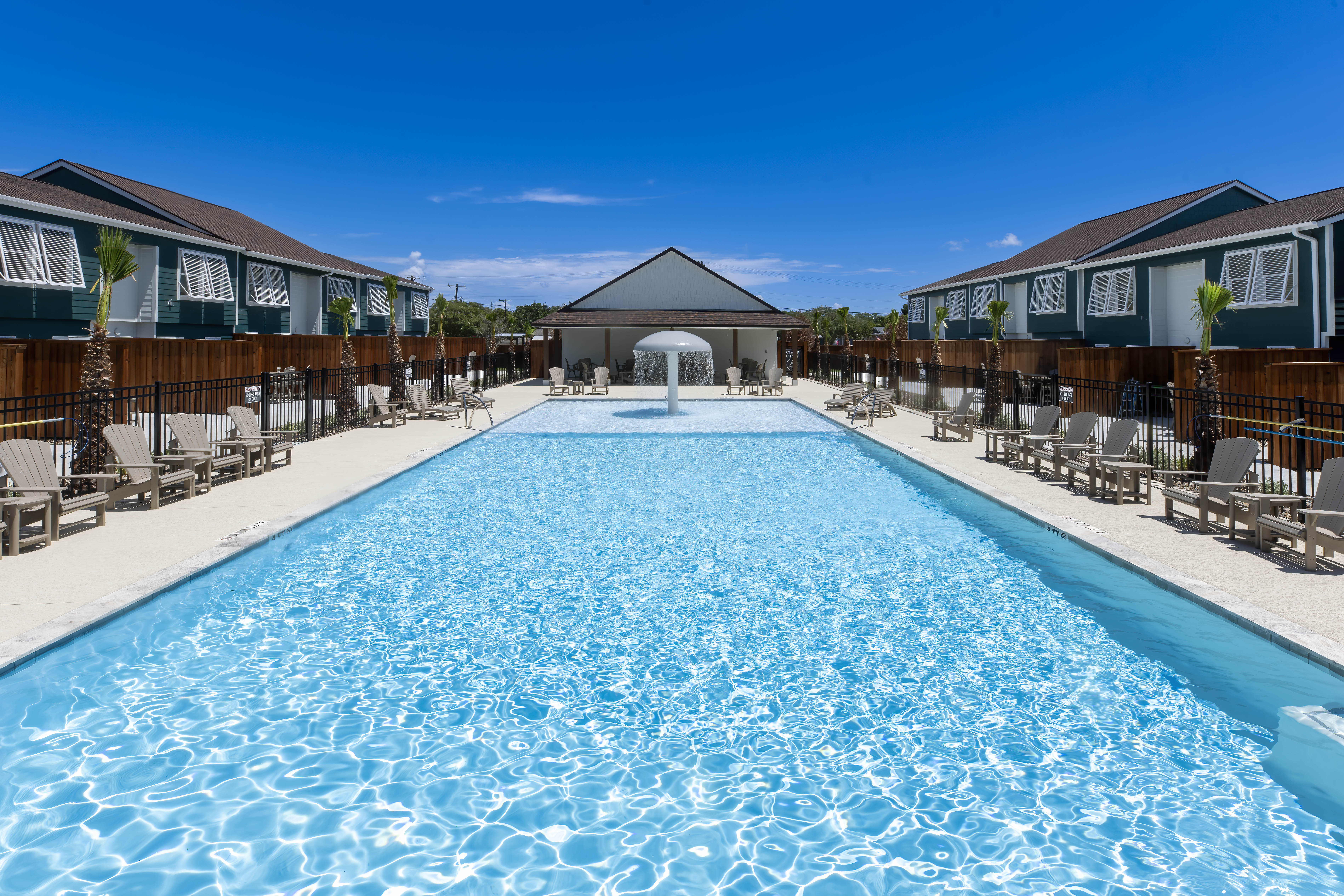 Little Bay Landing - Year Round Pool