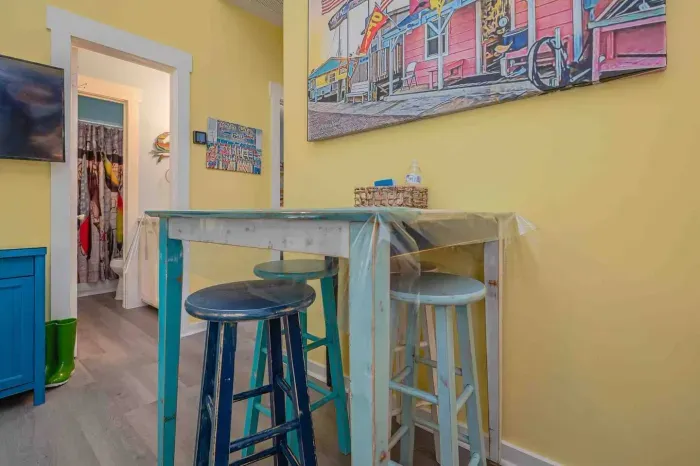 We support our community.  Most of the art and some of the furniture was purchased in Rockport.  The table and stools were purchased at Mermaid Ranch--be sure to go in!