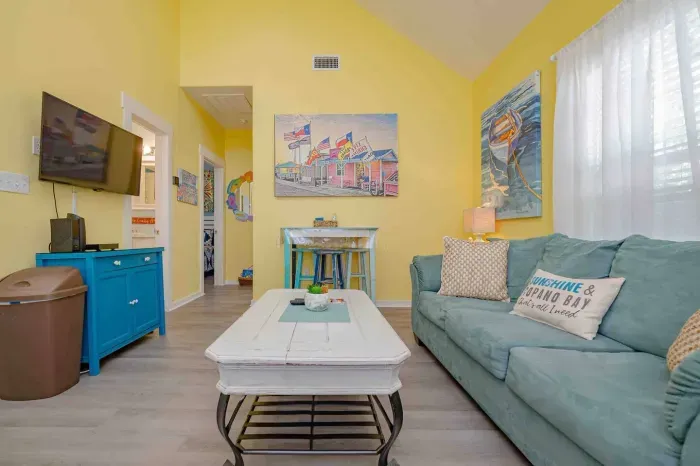 High ceilings, vibrant colors and fresh coastal décor set the mood for a great stay