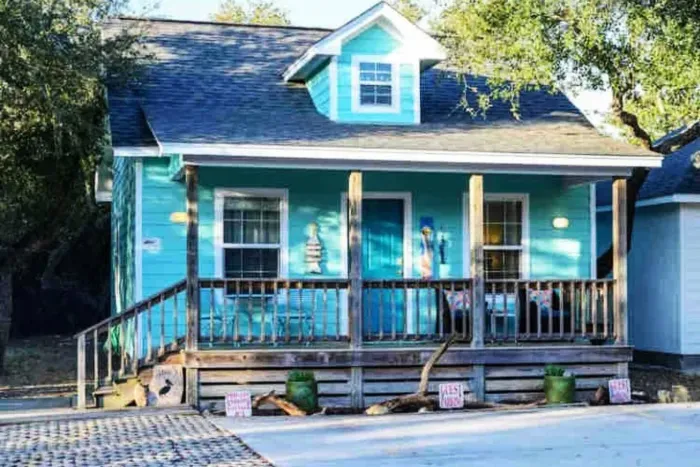 Need more room--Book Our Sister cottage 

https://www.airbnb.com/h/sandy-pelican-cottage-rockport-copano-bay

Right next door-sleeps 6