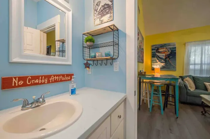 Plenty of room to store your personal essentials