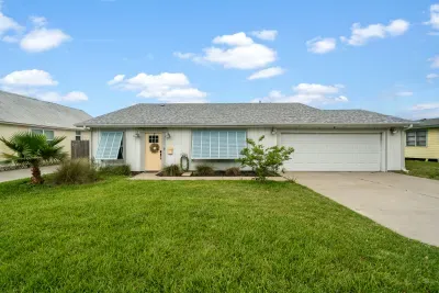 The Salt and Sea Cottage