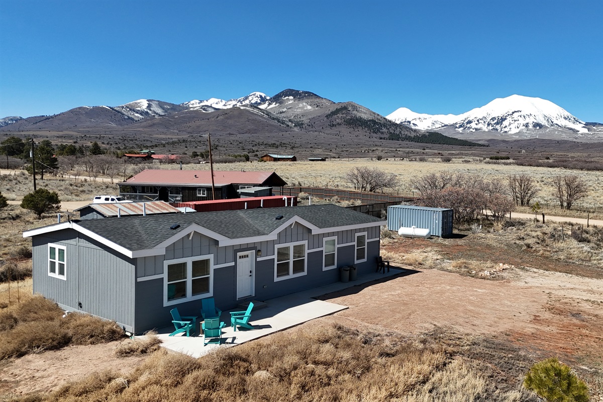 Welcome to Deer Creek Retreat!