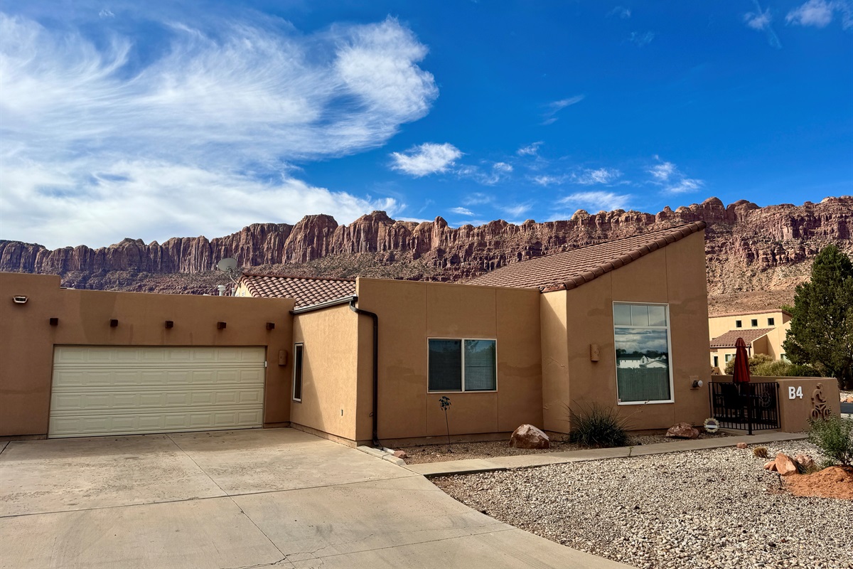 Welcome to Red Rock Haven! - Rim Village B4