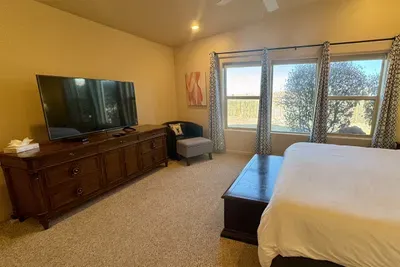 Oversized King Suite