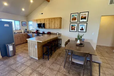 Plenty of space for everyone to dine together