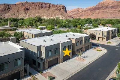 Welcome Next Door - Entrada 635
