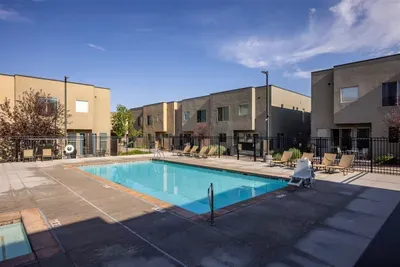 Entrada at Moab Pool & Hot Tub