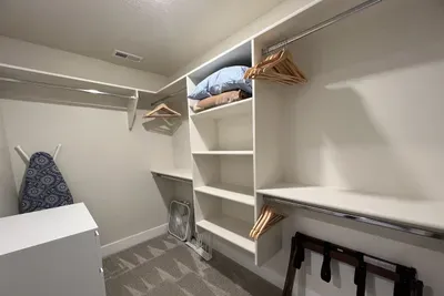 King Suite - Walk-In Closet