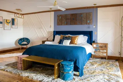Spacious King Suite