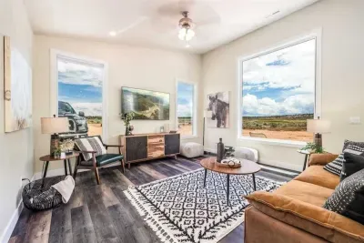 Welcome to Clover Loft Hideaway!