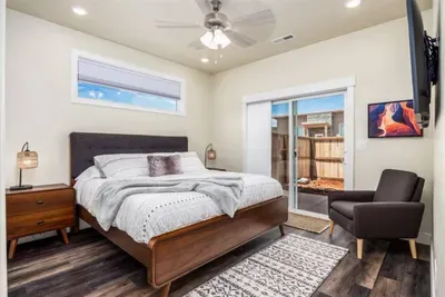 Queen Bedroom