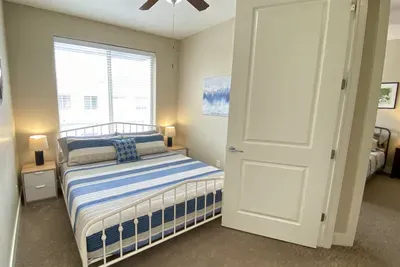 Guest King Bedroom 2