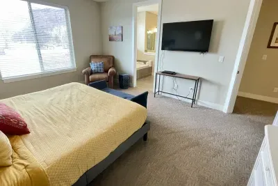King Suite Bedroom and Ensuite Bathroom