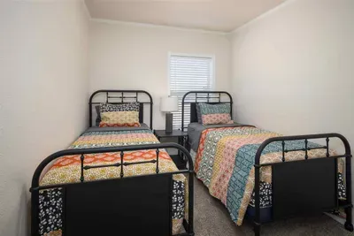 Twin Bedroom