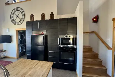 Stairs to 2nd Floor
