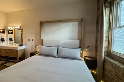 King Bed with Firm Memory Foam Mattress