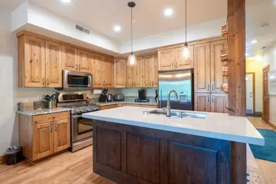 Kitchen island