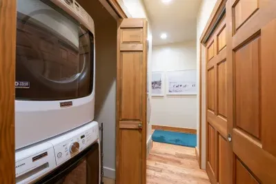 Private laundry
