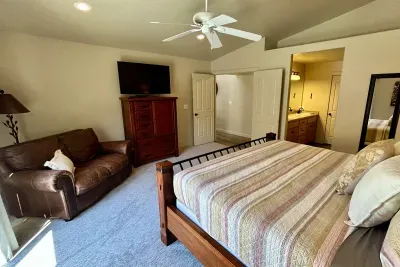 King Suite Bedroom