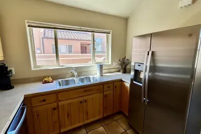 Fully-equipped kitchen