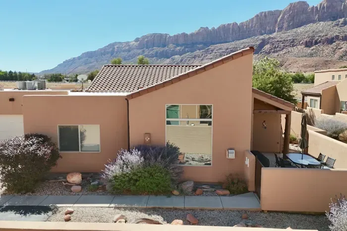 Welcome to Red Rock Vistas!