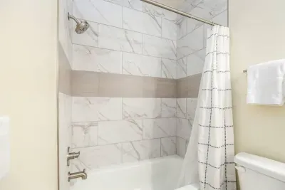 Bunk Suite Bathroom