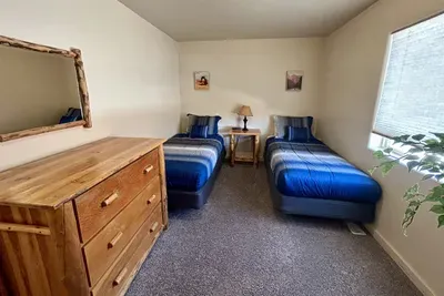 Upstairs Guest Room with Twin Beds