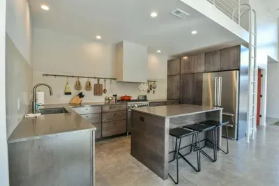 Modern Gourmet Kitchen