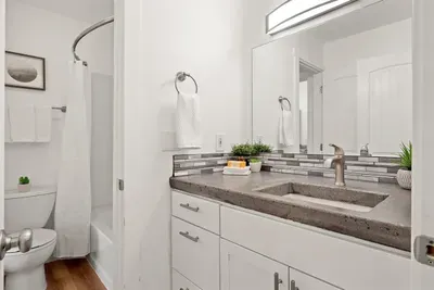 Ensuite bathroom
