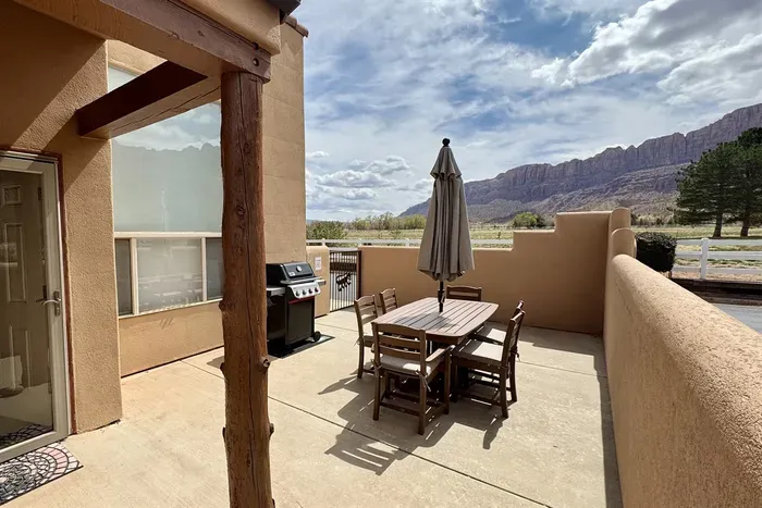 Quiet Patio Space with Views!