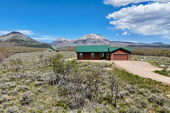 Yellow Door Retreat in Old La Sal