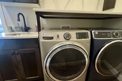 Private Laundry