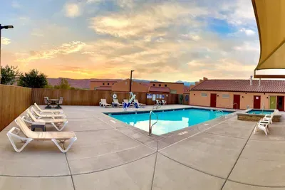 Community Pool (open seasonally) & Hot Tub (open year-round)