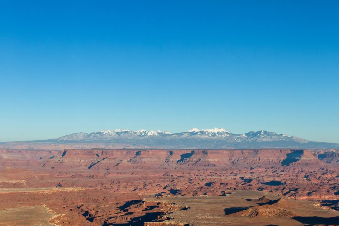 view-of-the-la-sal-mountains-from-canyonlands-nati-2026-03-26-10-51-03-utc