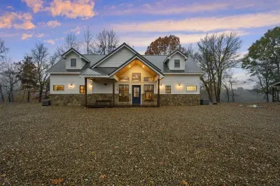 Front of cabin