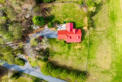 Secluded and Private Cabin