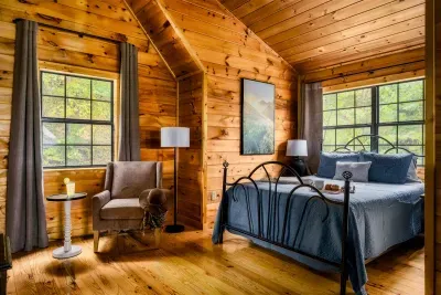 Loft Bedroom with queen bed