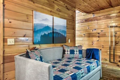 Trundle Day Bed in Game Room