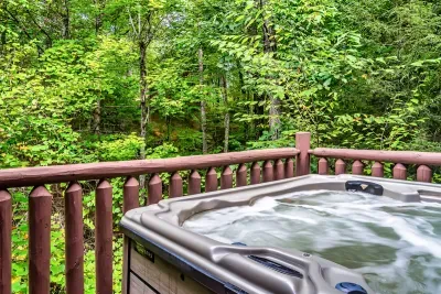 Hot Tub in beautiful serene and secluded setting