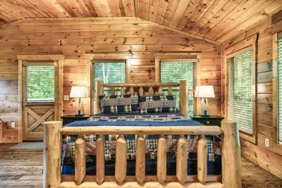 Large cozy master bedroom