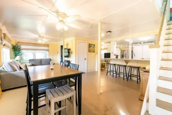 Grand Isle Great Room V1