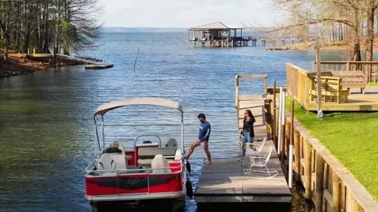 Outdoor dock area