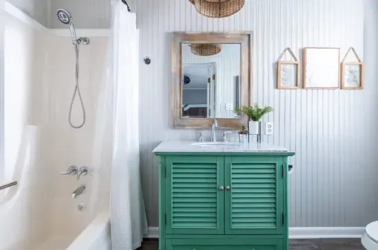 Bedroom 3 Bathroom 2