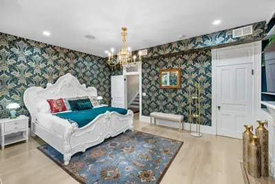 The Gilded Manor| Luxury Mansion @ Dupont Circle - image 25 of 92