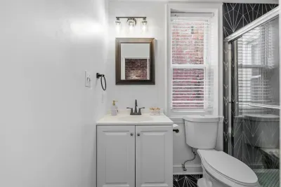 Capitol Piano House - image 32 of 103