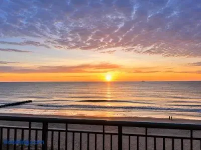 Oceanfront Jewel - Remodeled to Perfection - image 51 of 53