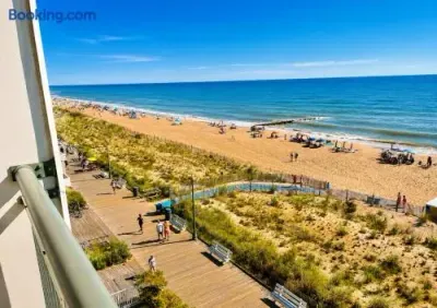 Oceanfront Jewel - Remodeled to Perfection - image 35 of 53