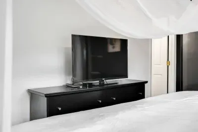 Bedroom #2 (3rd Floor) - Smart TV (complementary Sling TV) and dresser.